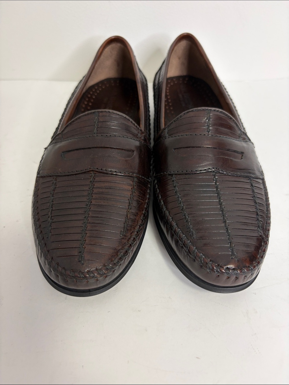GH Bass Penny Loafers Womens 8.5 Dark Brown Leather Woven Preppy Slip On Shoes - Picture 2 of 15